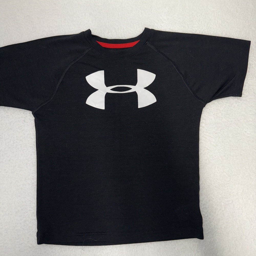 Under Armour‎ Youth Small Heat Gear Short Sleeve Tee Shirt Black Stretch Logo
